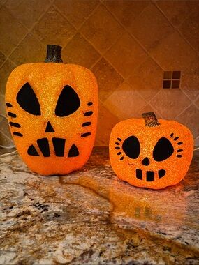 Vintage Seasons Halloween Blow Mold Melted Plastic Popcorn Jack-O'-Lantern Set